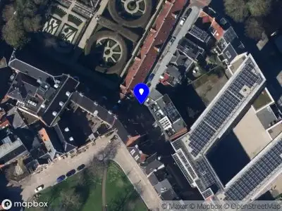 112 melding Brandweer en politie met grote spoed naar de Turfstraat in Groningen vanwege middelgrote brand