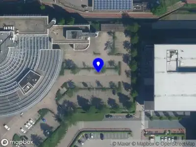 Ambulance met grote spoed naar de Toekanweg in Haarlem