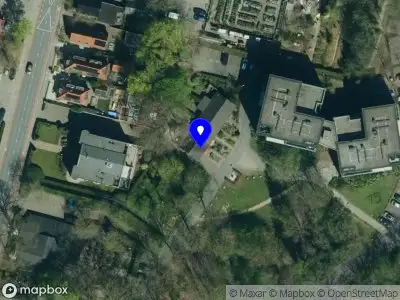 Brandweer met grote spoed naar de Oldenhofplantsoen in Ede vanwege reanimatie