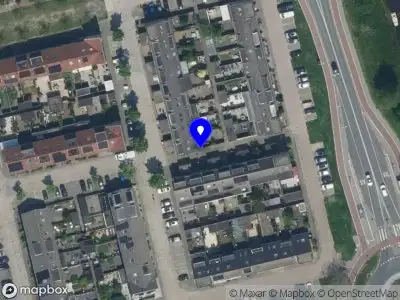 Ambulance met gepaste spoed naar de Barbara van Meertenstraat in Zaandam