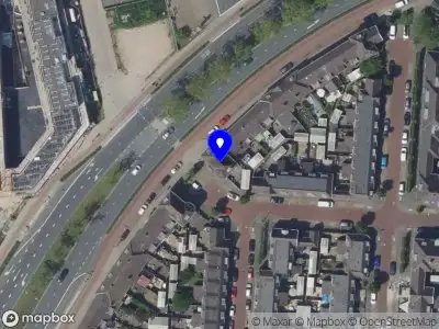 Ambulance met gepaste spoed naar de Johannes Spaanstraat in Dordrecht