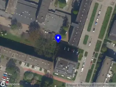 Ambulance met gepaste spoed naar de Agricolastraat in Vlaardingen