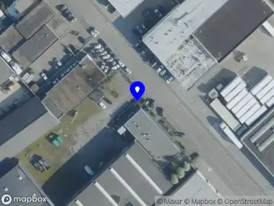 Politie naar de Bedrijfsweg in Nijmegen vanwege aanrijding met letsel