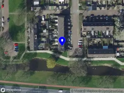 Ambulance met grote spoed naar de Bolenstein in Zwijndrecht