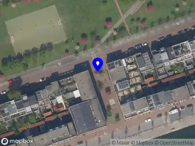 Brandweer met gepaste spoed naar de Donarpad in Rotterdam