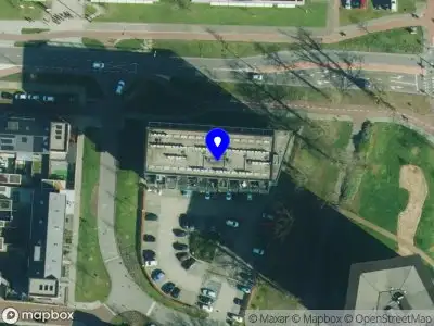 112 melding Brandweer met gepaste spoed naar de Schiermonnikooglaan in Enschede vanwege een liftopsluiting