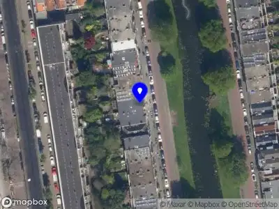 Ambulance met grote spoed naar de Bergsingel in Rotterdam