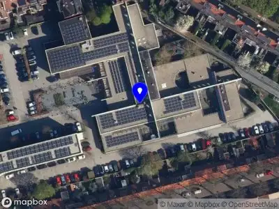 Brandweer met gepaste spoed naar de Willemstraat in Groningen vanwege afgaan rookmelder