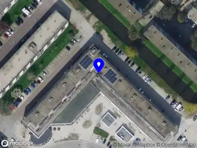 Ambulance met grote spoed naar de Kort-Ambachtlaan in Zwijndrecht