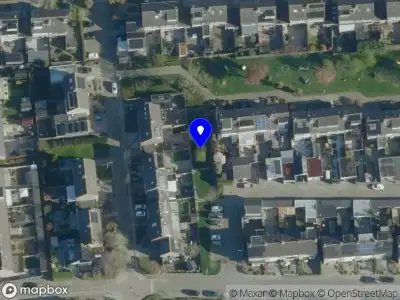 Ambulance met grote spoed naar de Rozenpad in Vuren