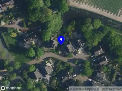 Traumahelikopter met grote spoed naar de Gravin Adahof in Vogelenzang