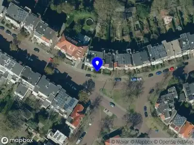 Politie naar de Van Lawick van Pabststraat in Arnhem vanwege aanrijding met letsel