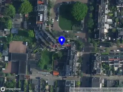 Ambulance met grote spoed naar de Plantsoen Laanhorn in Amstelveen