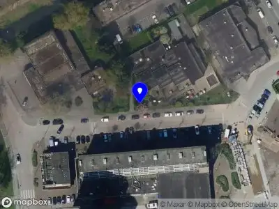 Ambulance met grote spoed naar de Pliniusstraat in Rotterdam