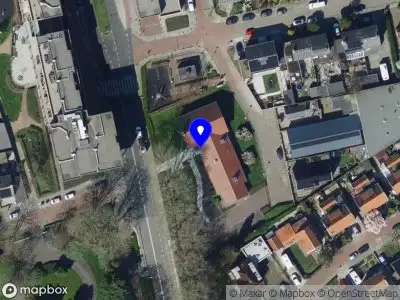 Ambulance met grote spoed naar de Rozenlaan in Spijkenisse