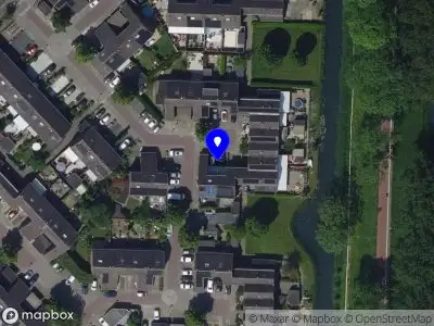 Ambulance met grote spoed naar de Cannenburg in Dordrecht
