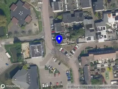 Ambulance met gepaste spoed naar de Vrijheidsdans in Capelle aan den IJssel