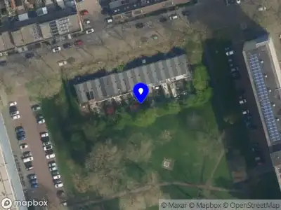 Brandweer met grote spoed naar de Mozartlaan in Delft vanwege waarnemen gaslucht