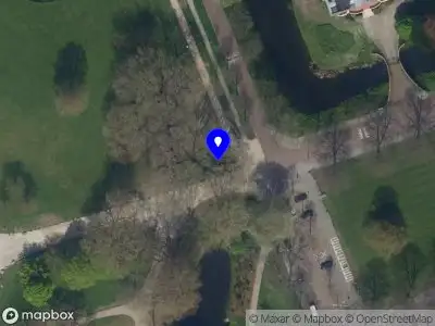 Ambulance met gepaste spoed naar de Kievitslaan in Rotterdam