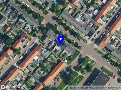 Politie naar de Ruysdaelstraat in Deventer vanwege aanrijding met letsel