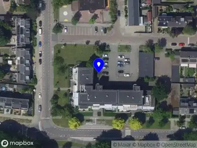 Ambulance met grote spoed naar de Dubbelsteynlaan Oost in Dordrecht