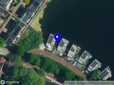 Brandweer met grote spoed naar de Rielerkolkweg in Deventer vanwege personen te water