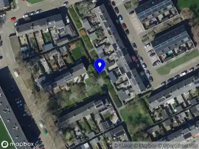 Ambulance met grote spoed naar de Pieter de Hooghstraat in Spijkenisse