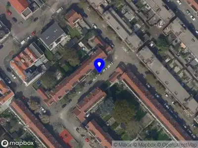 Ambulance met gepaste spoed naar de Schoepstraat in Rotterdam