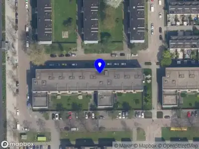 Ambulance met grote spoed naar de Palamedesstraat in Rotterdam
