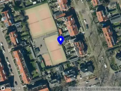 Brandweer met grote spoed naar de Mesdaglaan in Arnhem vanwege waarnemen gaslucht