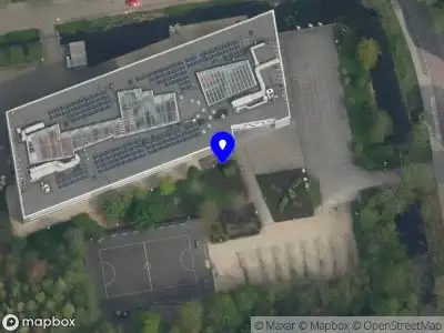 Brandweer met grote spoed naar de Gloucesterstraat in Gouda vanwege afhijsen patient