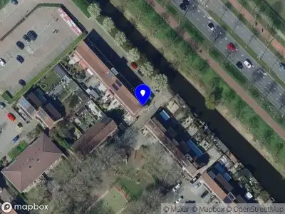 Ambulance met grote spoed naar de Van Houtenstraat in Spijkenisse