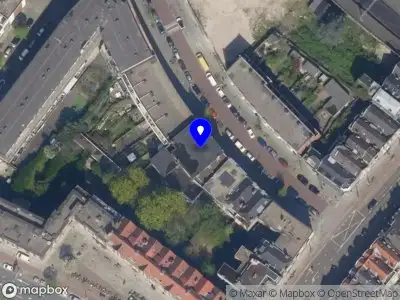 Ambulance met gepaste spoed naar de Insulindestraat in Rotterdam