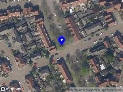 Ambulance met grote spoed naar de Mijdrechtstraat in Rotterdam