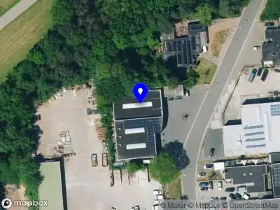 112 melding Politie met grote spoed naar de Handelsweg in Emmen vanwege ongeval met letsel