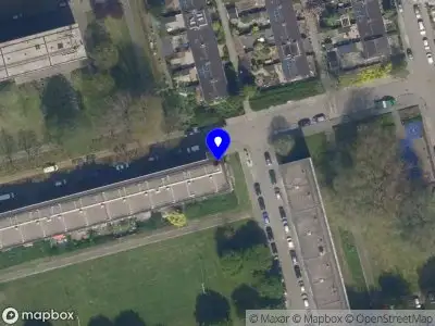 Ambulance met grote spoed naar de Van Heukelomstraat in Rotterdam