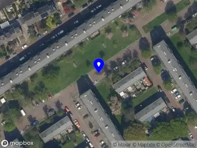 Ambulance met gepaste spoed naar de Goudenregenstraat in Vlaardingen