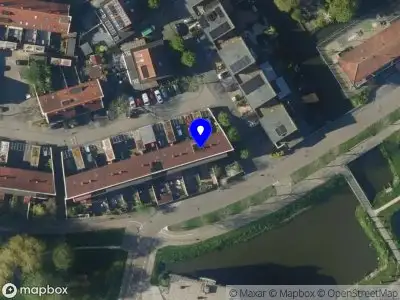 Ambulance met grote spoed naar de John Raedeckerhof in Hoorn