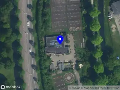 Politie met grote spoed naar de Abe Lenstralaan in Amsterdam vanwege ongeval met letsel