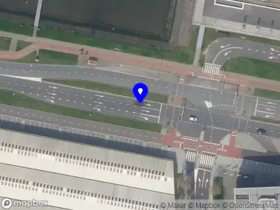 Snelheidscontrole op Waalhaven Z.z. te Rotterdam