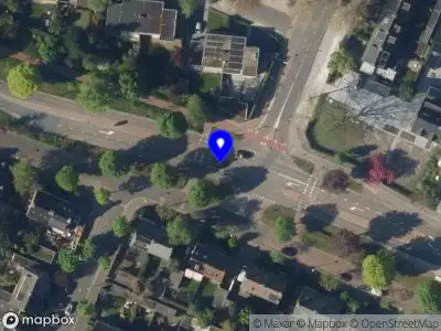 Brandweer met grote spoed naar de Planetenbaan in Bilthoven vanwege reanimatie