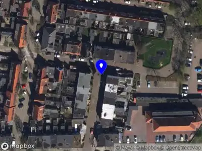 Politie met grote spoed naar de Feytsmastraat in Leeuwarden vanwege ongeval met letsel