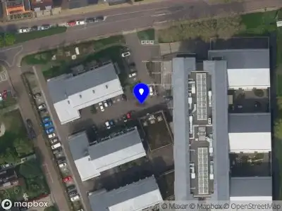 Ambulance met grote spoed naar de Briggemandreef in Rockanje