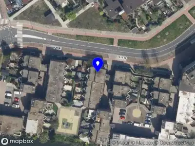 Ambulance met grote spoed naar de Keerkring in Capelle aan den IJssel