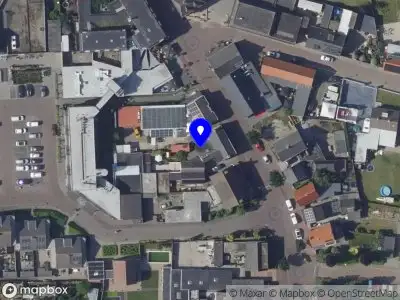 Ambulance met grote spoed naar de De Cichorei in Ossendrecht