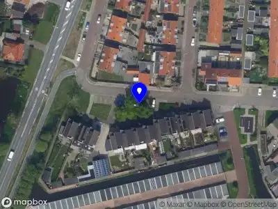 Brandweer met grote spoed naar de Prinses Marijkestraat in Ter Aar vanwege waarnemen gaslucht