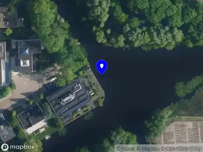 Traumahelikopter met grote spoed naar de De Borcht in Amsterdam