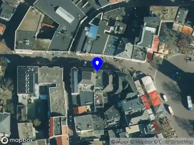 Politie naar de Van Lochemstraat in Enschede vanwege aanrijding met letsel