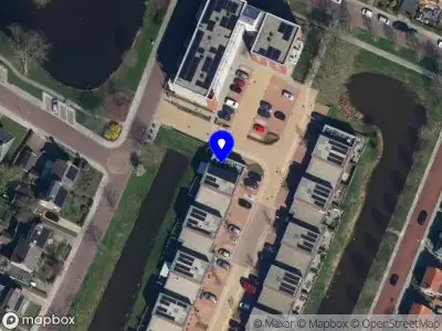 Brandweer met grote spoed naar de Buizerdstraat in Assen vanwege afhijsen patient