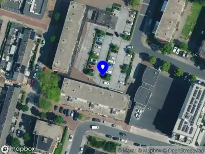 112 melding Brandweer met grote spoed naar de Deltaplein in Deventer vanwege voertuigbrand